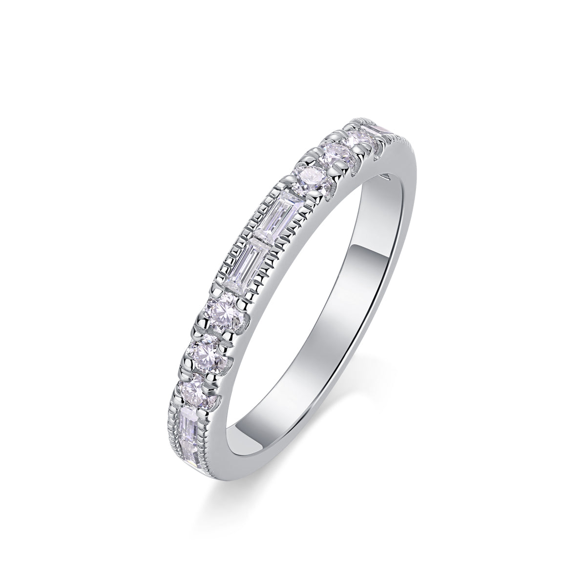 VERSATILE WHITE MOISSANITE BAND